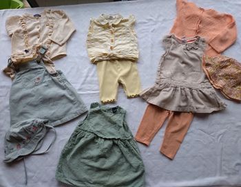 Lot 3 ensembles et 1 robe fille 6 mois printemps été