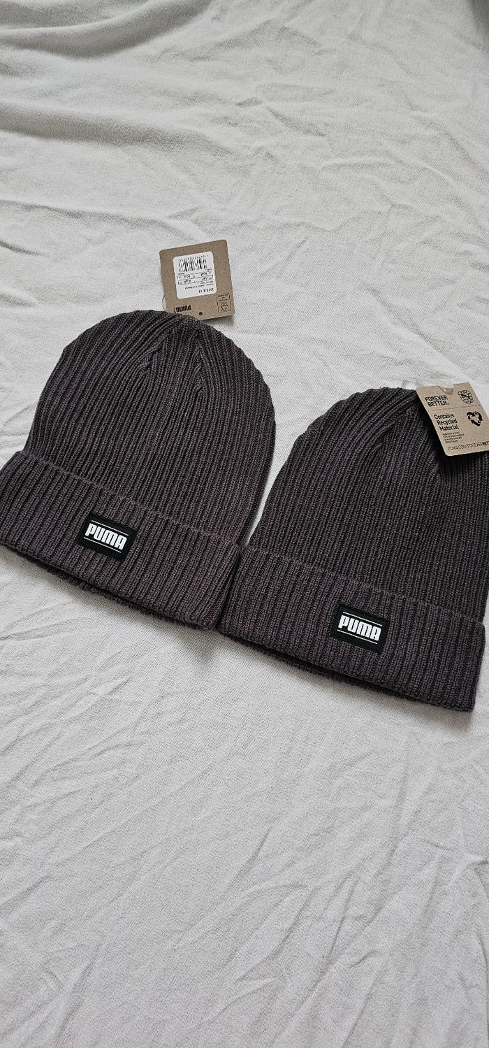 Deux Bonnets PUMA pour homme – Neuf avec étiquette