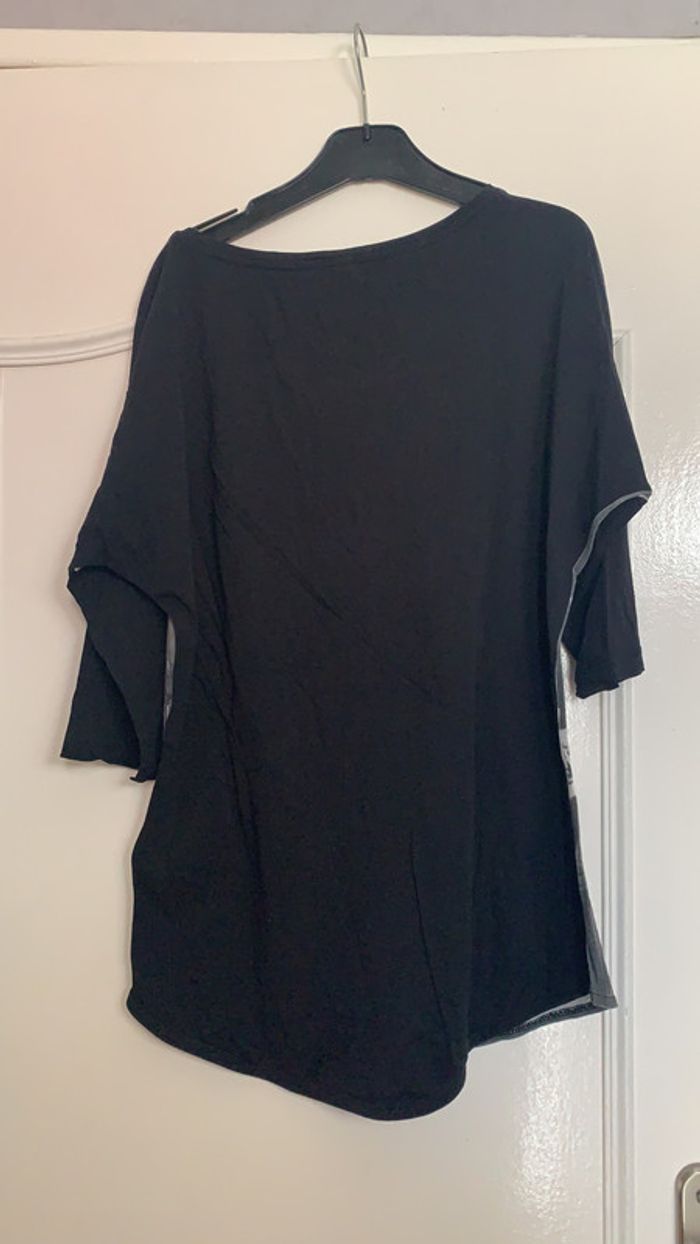 Tee Shirt taille 38 - photo numéro 2