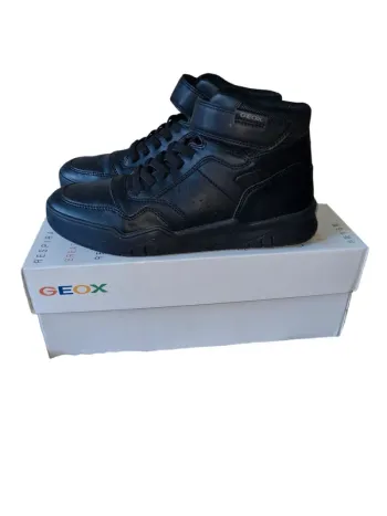 baskets montantes noires GEOX neuves pointure 38