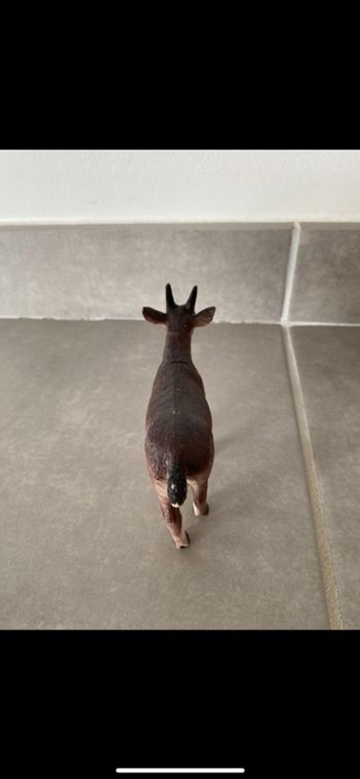 Figurine Chèvre 🐐 ou bouc - photo numéro 4