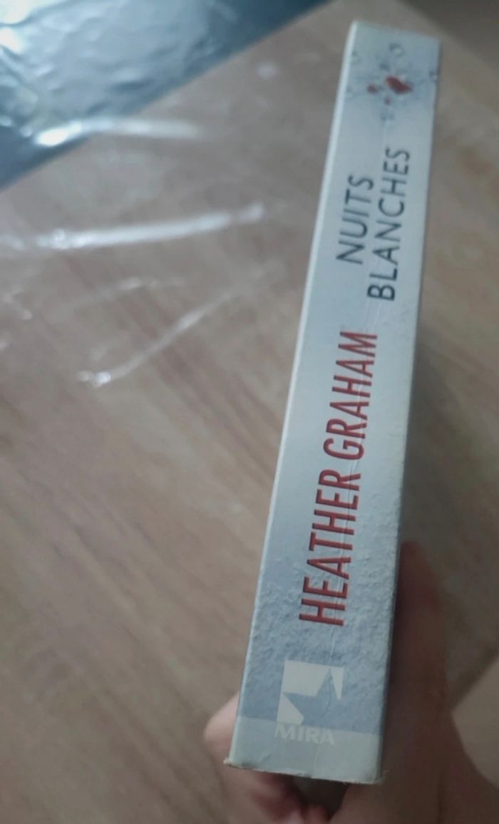 Livre nuits blanches - photo numéro 2