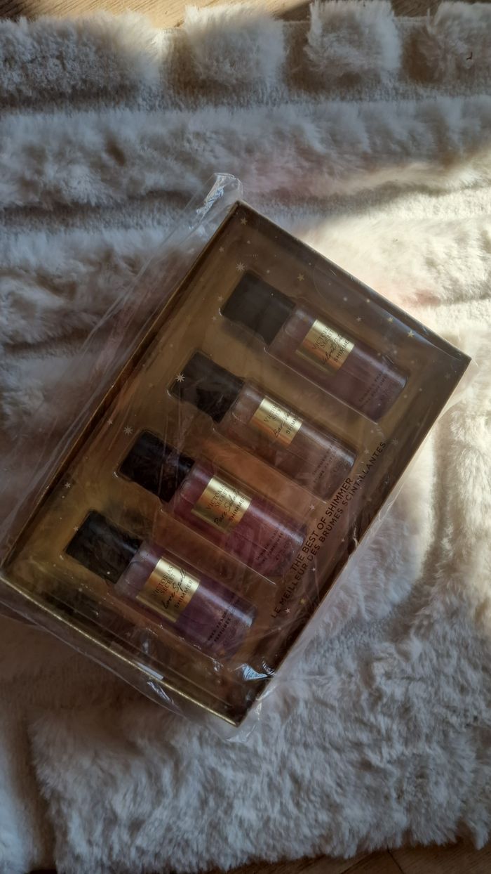 Victoria's Secret Mini Mist Gift Set