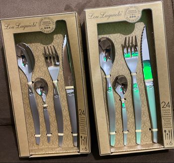 Ménagères laguiole, 48 pièces neuf