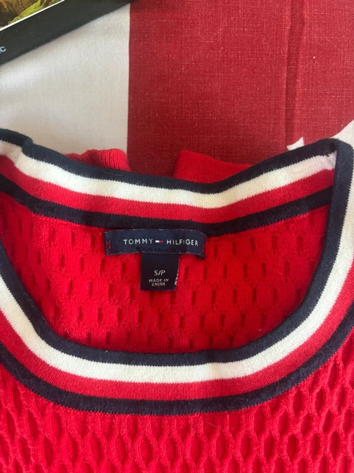 Sweat manche 3/4 Tommy Hilfiger brodé rouge col bleu blanc rouge - photo numéro 10