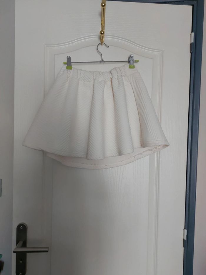Jupe blanche toute douce - photo numéro 2