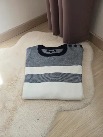 Pull Bonobo taille M