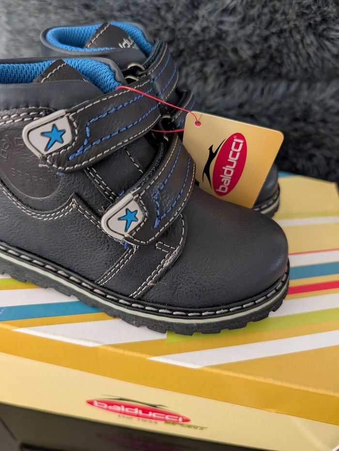 Bottines garçon. Taille 24. Neuf. Balducci - photo numéro 5