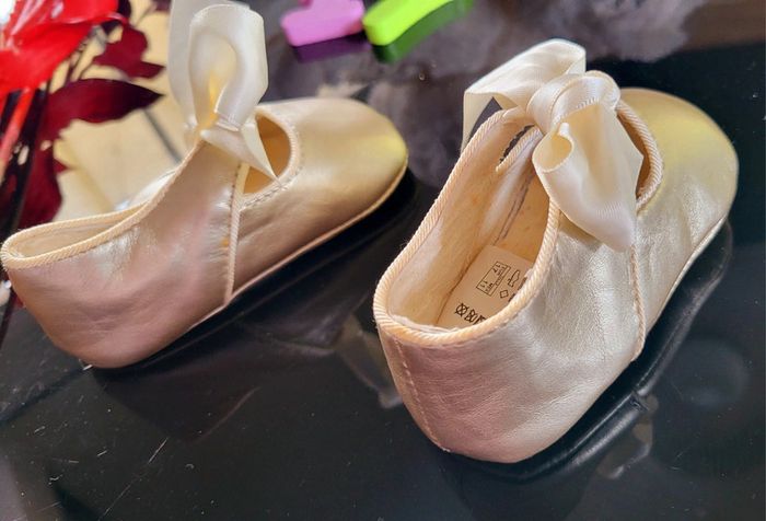 Chaussures bébé - photo numéro 4