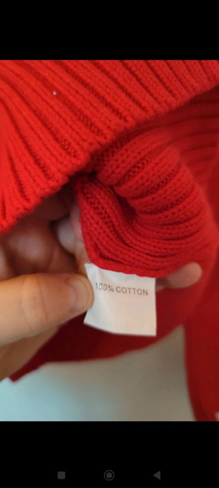 Pull rouge ajouré col V taille M/L - photo numéro 6