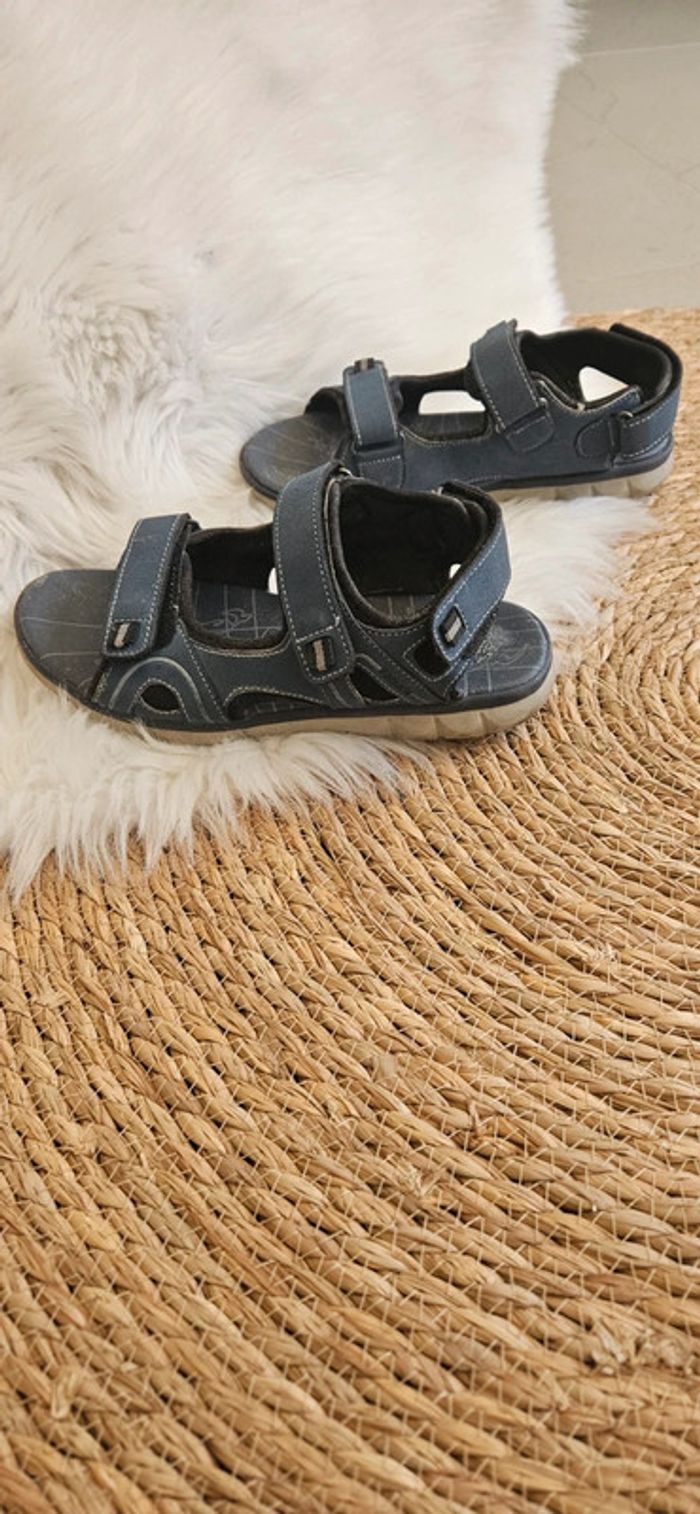 Paire de sandales garçon taille 34 à scratch été - photo numéro 4