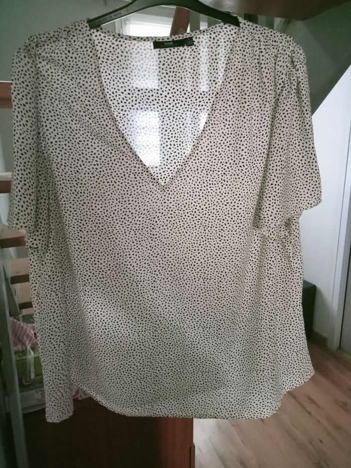 Tee-shirt taille 46/48  kiabi