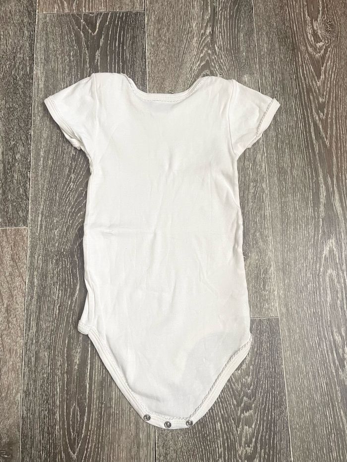 T-shirts et body manches courtes 24 mois - photo numéro 9