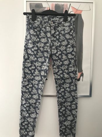 Pantalon slim roses anglaises 34 H&M