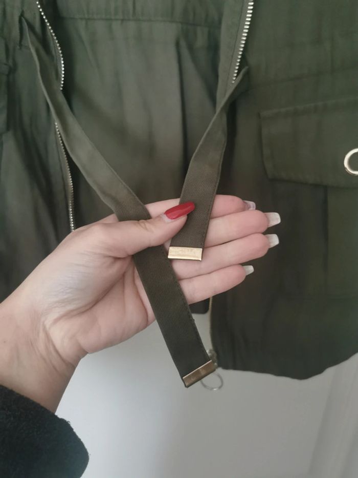 Veste kaki avec détails dorés - photo numéro 5