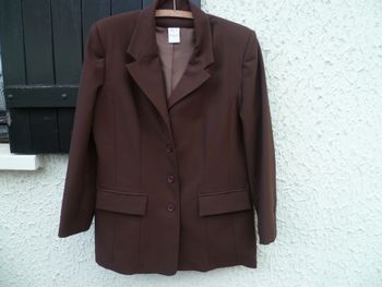 tailleur veste+pantalon+jupe. FBPE