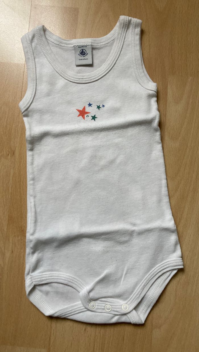 lot 3 bodies garçon 6 mois - photo numéro 4