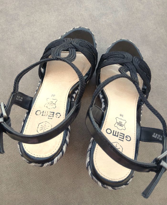 Escarpins / Sandales à talon compensé et brides en cordelette - photo numéro 8