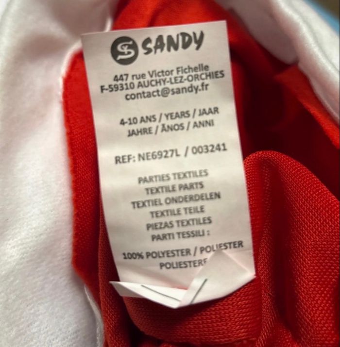 2 bonnets de Noël qui s’allume à led 4/10 ans Neuf - photo numéro 5