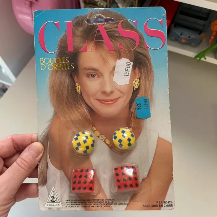 Boucles d'oreilles clips vintages - photo numéro 2