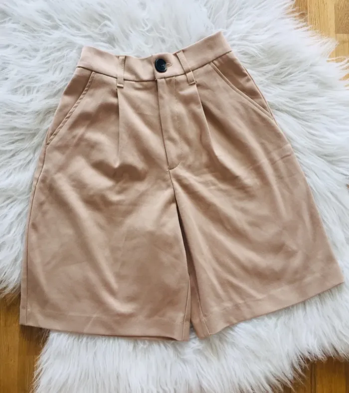 Bermuda beige