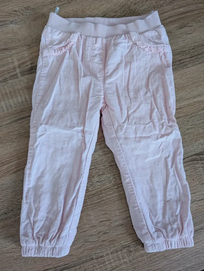 Pantalon côtelé rose pâle