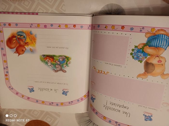 Album souvenir première année "C'est une fille !" - photo numéro 6