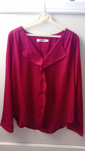 Blouse élégante femme neuve
