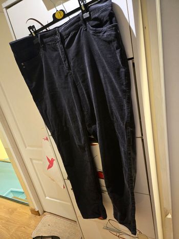 Pantalon velours gris T.44-46 C&A neuf