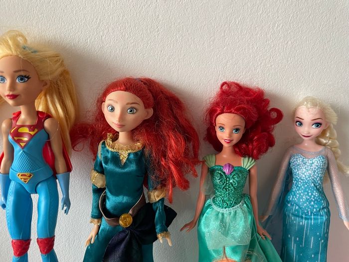 Lot barbie Disney - photo numéro 2