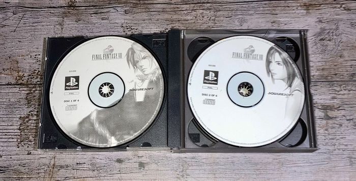 Final Fantasy VIII jeu PS1 Sans notice Sony - photo numéro 2
