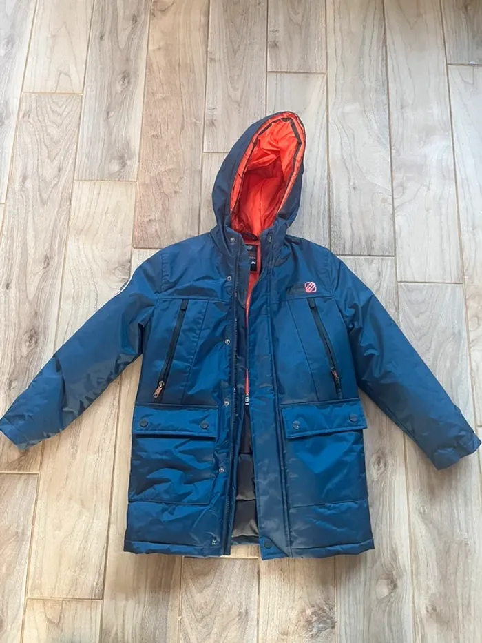 Manteau 10 ans en très bon état