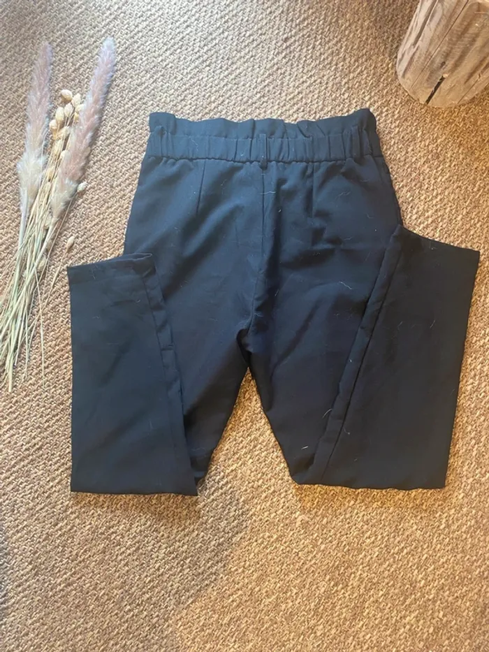 Pantalon noir - photo numéro 2