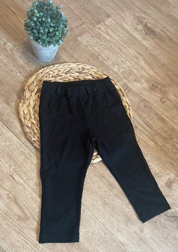 Pantalon noir à paillettes