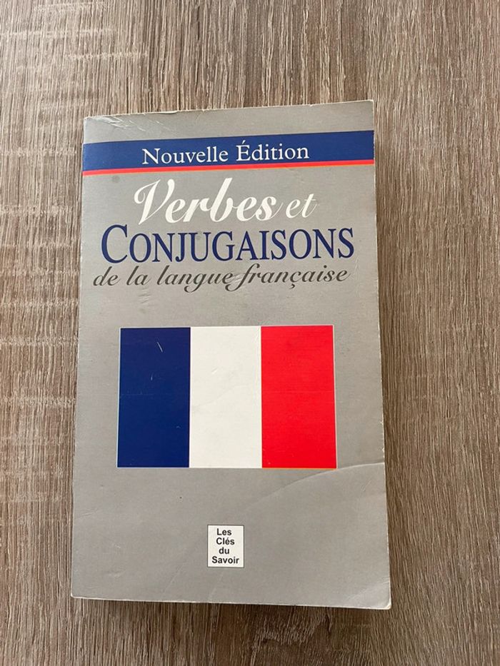 Livre 🥰 verbes et conjugaisons de la langue française