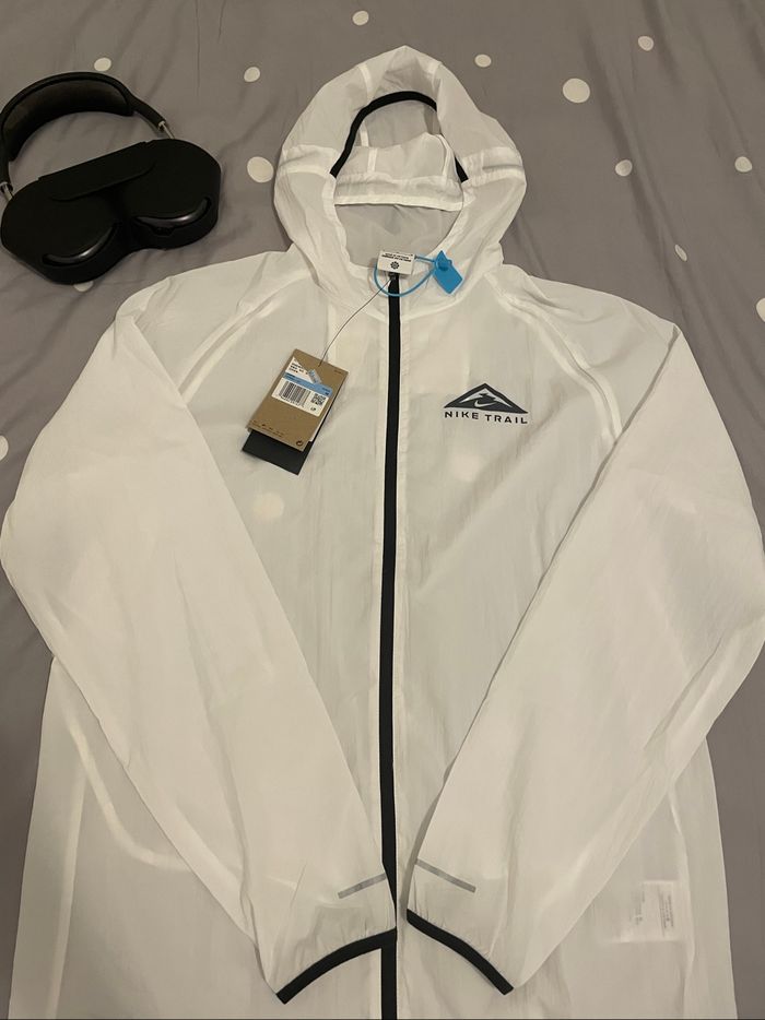Veste coupe-vent Nike Trail - photo numéro 2