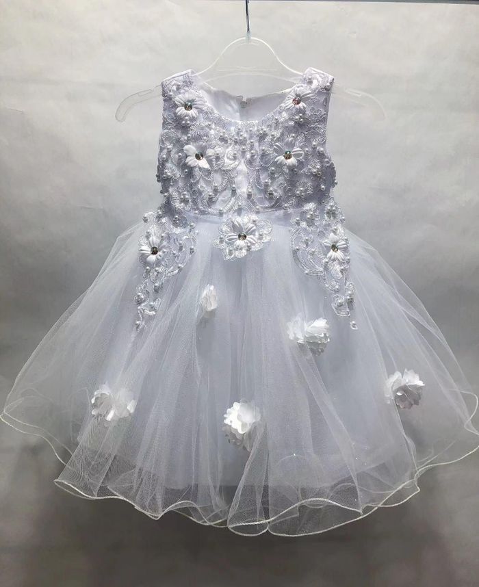 robe cérémonie mariage fille buste fleuri et bas en tulle pailleté fille d'honneur blanche taille 3 ans