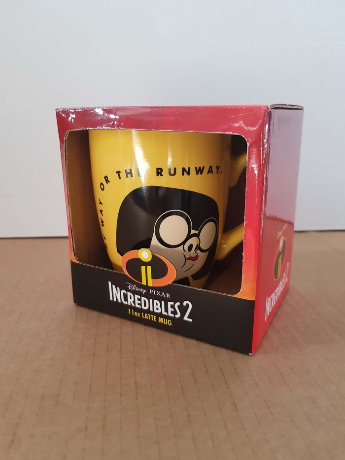mug tasse Les Indestructibles 2 disney pixar