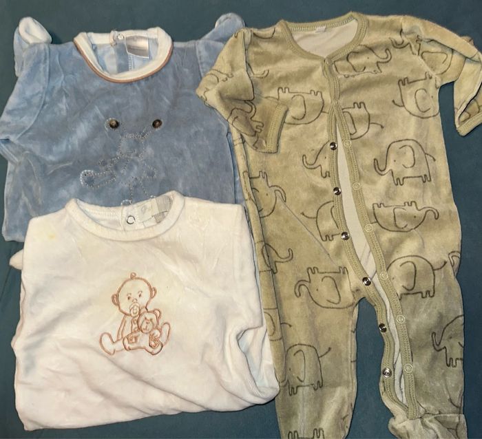 Lot 14 grenouillères - photo numéro 3