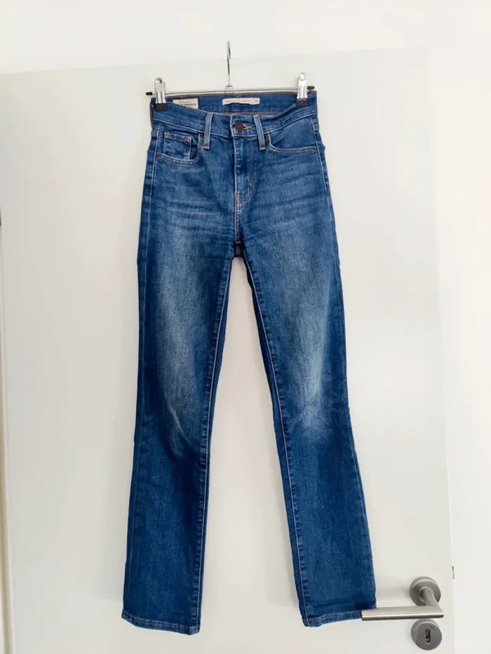 Jean levis 724 slim w23 L28