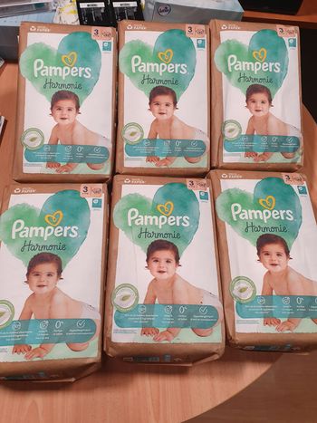 252 couches pampers harmonie T3