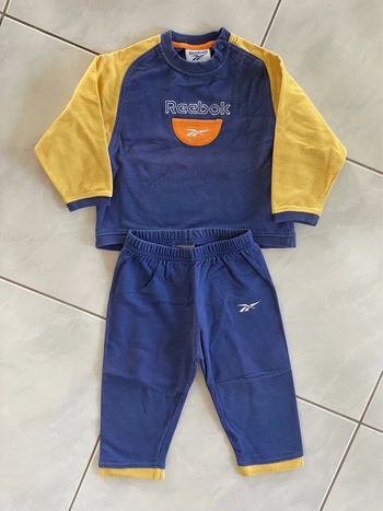 Jogging Reebok 18 mois