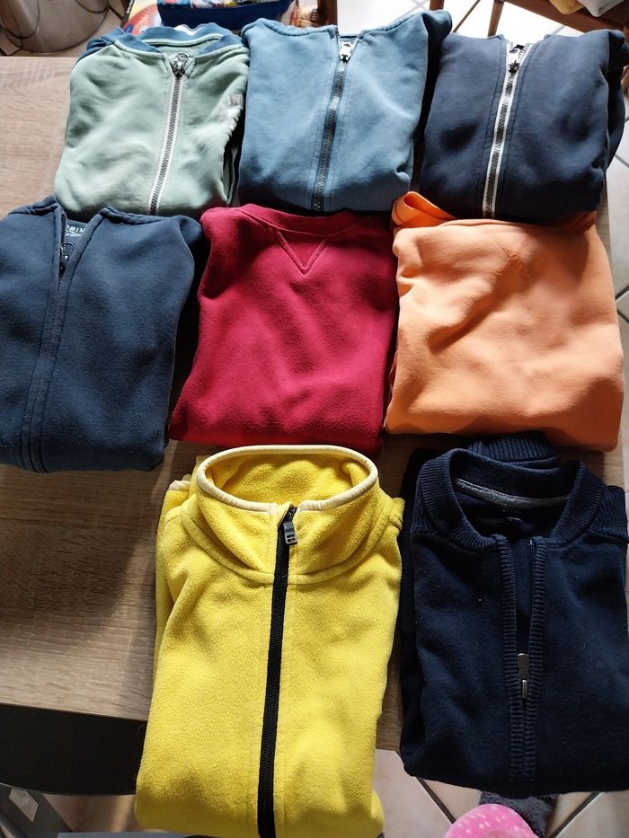 Lot pulls/sweats 10 ans