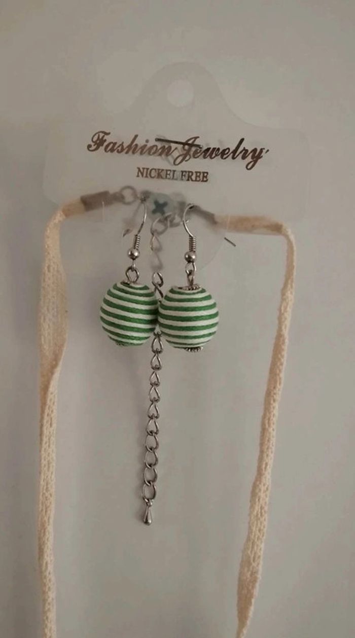 Parure collier Boucles d'oreilles colorés crème argenté - photo numéro 2