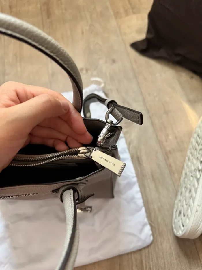 Sac bandoulière Mickael kors - photo numéro 13