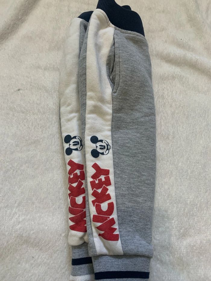Pantalon molletonné Mickey taille 6-9mois (74cm) - photo numéro 4