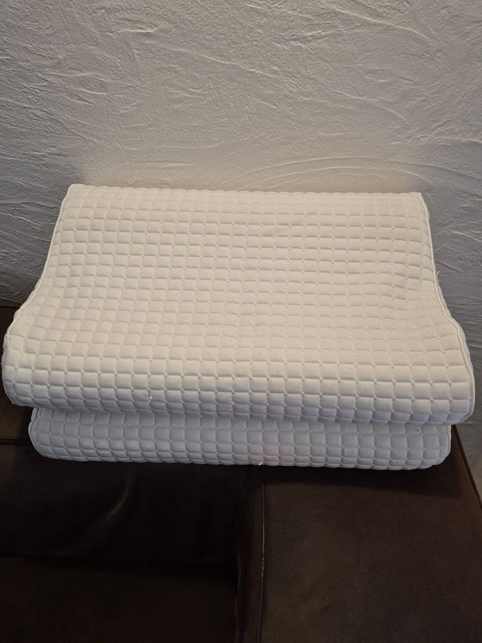 Lot 2 oreillers mémoire de forme