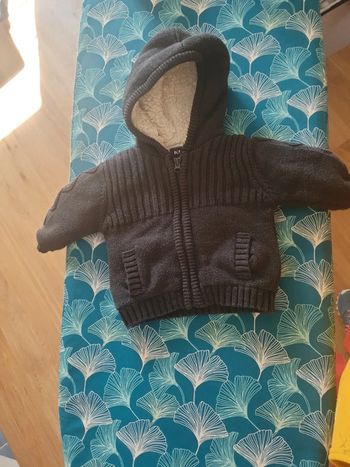 Gillet fourré taille 6 mois