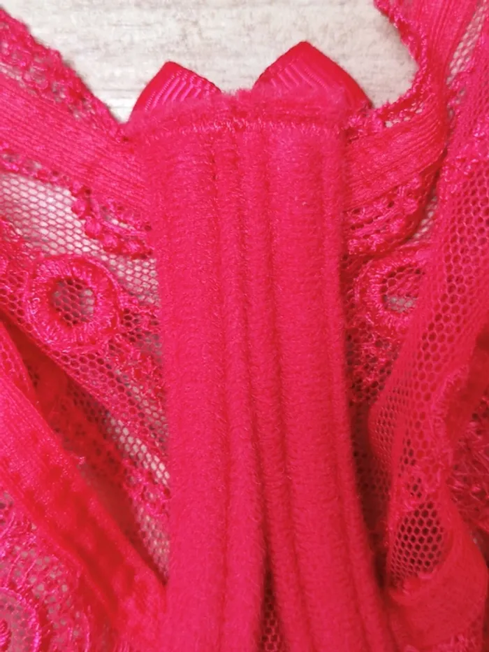 💋 cerise griottes 🍒 sexy gorge dentelle - photo numéro 7