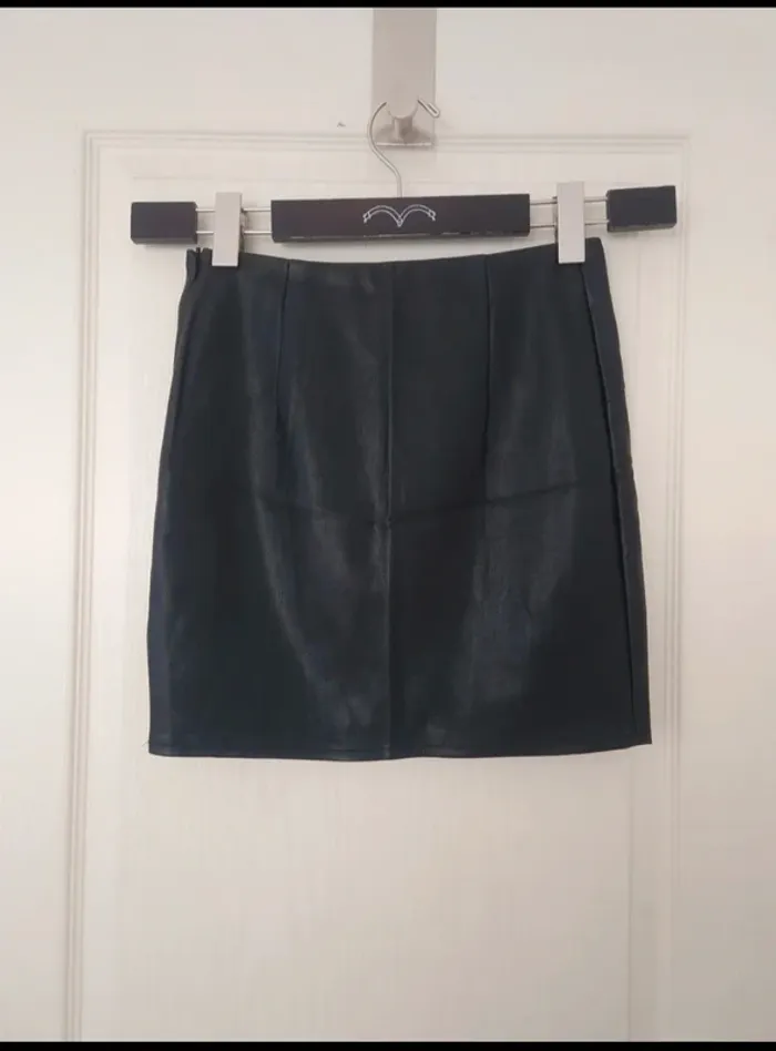 Neuf jolie jupe moulante en simili cuir femme Bik bok taille XS/34 - photo numéro 5
